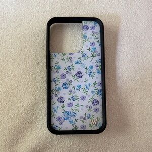 Lilac and Blue Floral wildflower case iPhone 15 Pro